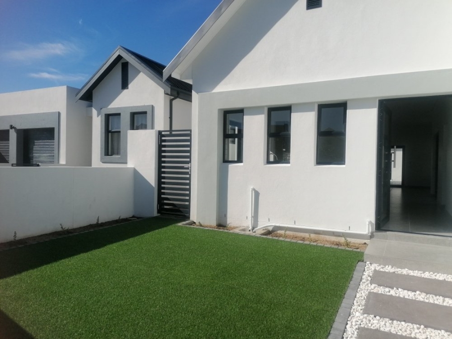 3 Bedroom Property for Sale in Sitari Country Estate Western Cape